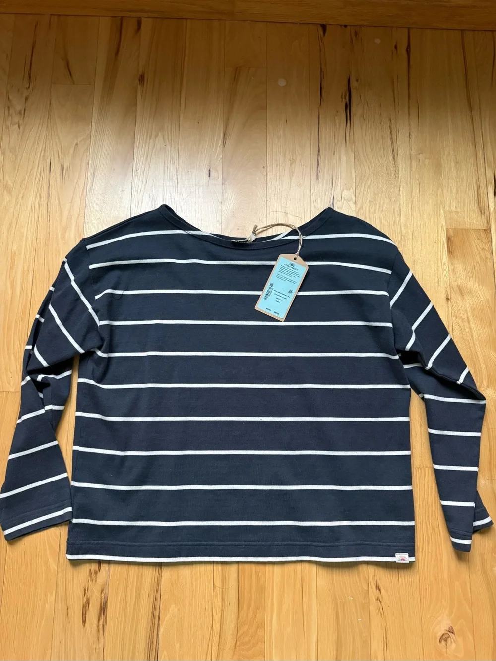 NEW🌅Faherty Sport Jersey Boatneck Top "Osprey Stripe" L $88.00 sold out online - Picture 4 of 11